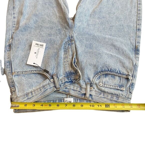 Princess Polly 8 Holly Asymmetric Rip Leg Jeans Light Wash Denim‎ Baggy New - Picture 11 of 12